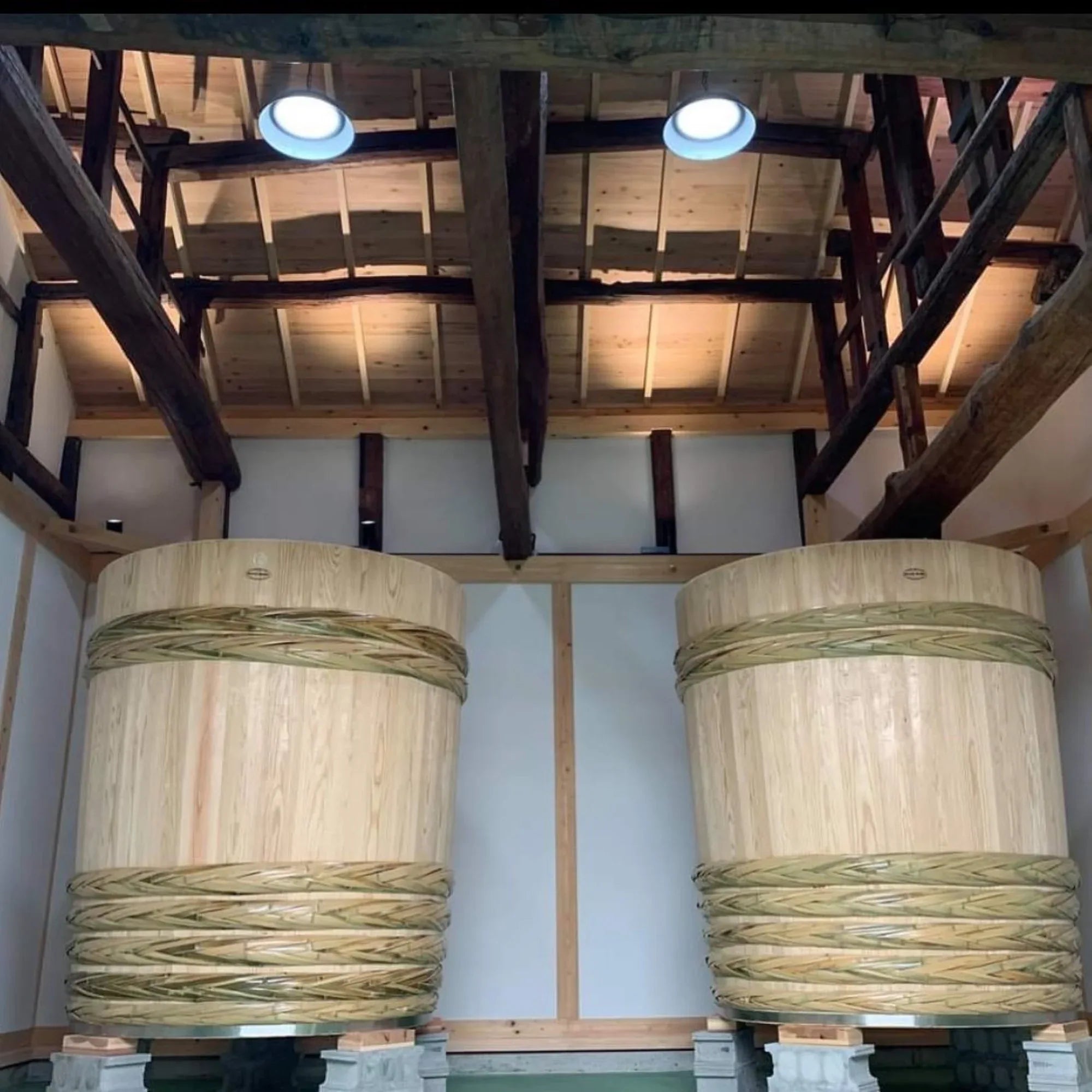 WoodenBarrel-22000x2000 - SAKE MAMA | 日本酒ママ